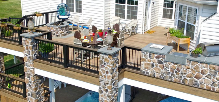 Custom Deck Design Contractors in Malibu, CA